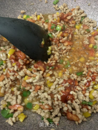 芝士肉沫焗飯的做法步骤：3