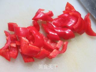 红椒野山笋鲜素鸡的做法步骤：3