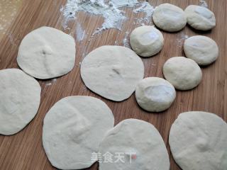 韭菜猪肉生煎包的做法步骤：6