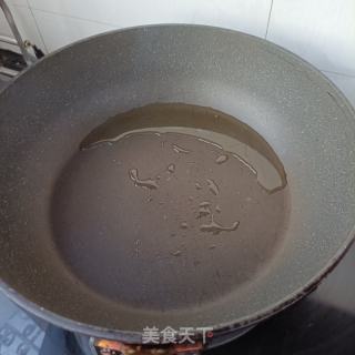 肉沫炒皱皮椒的做法步骤：4