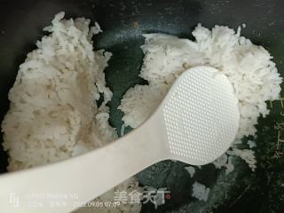 炒饭的做法步骤：3