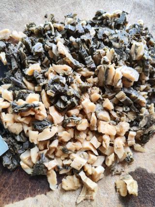 梅菜蒸排骨的做法步骤：3