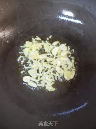 简单美味青笋炒鸡蛋的做法步骤：5