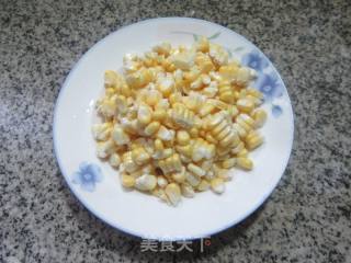 香菇炒玉米粒的做法步骤：2