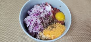 牛肉汉堡饼的做法步骤：3