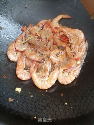 油焖大虾的做法步骤：4