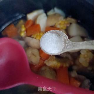 玉米芋头炖排骨的做法步骤：14