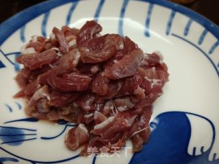 白参菌瘦肉汤的做法步骤：4