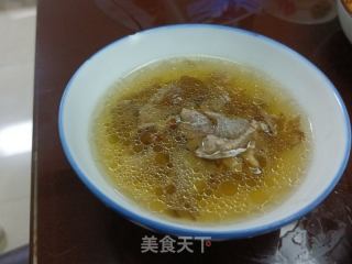 白参菌瘦肉汤的做法步骤：6