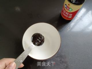 不加一滴水的酱焖鸭腿的做法步骤：6