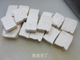 韭黄炒豆腐的做法步骤：2