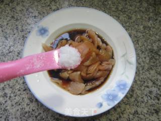 彩椒鸡胸肉炒野山笋的做法步骤：4
