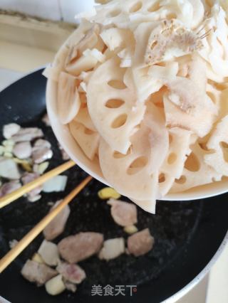 莲藕炒肉片的做法步骤：6