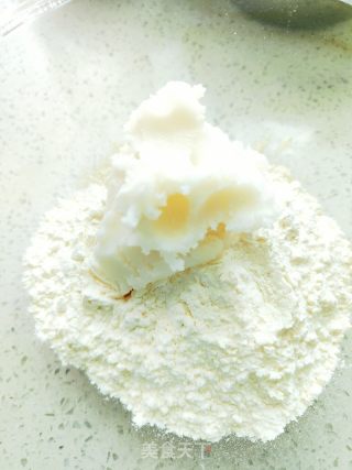 彩虹千层蛋黄酥的做法步骤：5