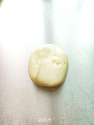 彩虹千层蛋黄酥的做法步骤：14