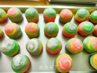 彩虹千层蛋黄酥的做法步骤：30