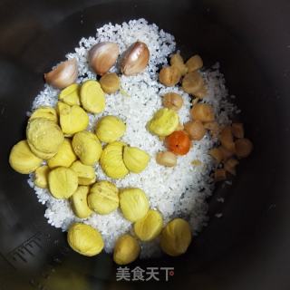 肉沫瑶柱板栗粥的做法步骤：4
