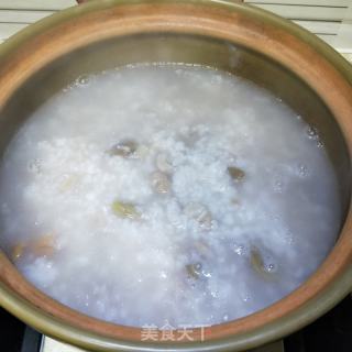 肉沫瑶柱板栗粥的做法步骤：8