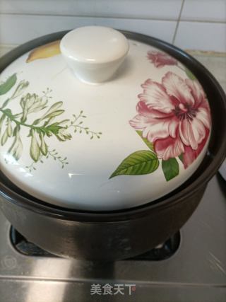 砂锅花甲粉的做法步骤：8