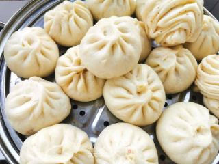 肉包子的做法步骤：18