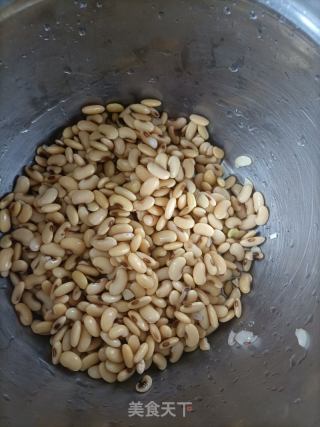 黄豆黑芝麻米糊的做法步骤：1