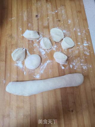 酸菜肉沫生煎包的做法步骤：4