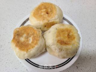 酸菜肉沫生煎包的做法步骤：13