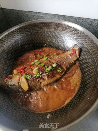 红烧鲫鱼的做法步骤：6