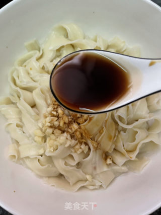 油泼面的做法步骤：7