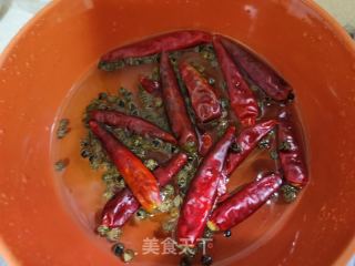 火锅炖耙牛肉的做法步骤：2