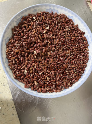 制作豆沙酥的做法步骤：1