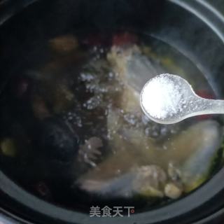 灵芝乌鸡汤的做法步骤：9