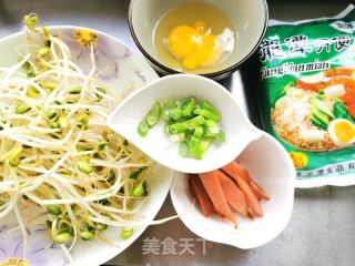 炒方便面的做法步骤：1
