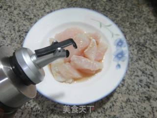 咸菜野山笋煮巴沙鱼柳的做法步骤：4
