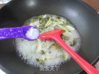 咸菜野山笋煮巴沙鱼柳的做法步骤：9
