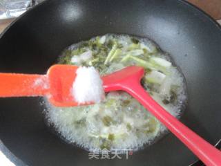 咸菜野山笋煮巴沙鱼柳的做法步骤：10