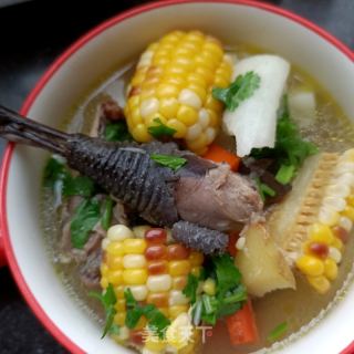 玉米山药炖乌鸡的做法步骤：19