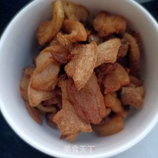 大葱拌油渣的做法步骤：1