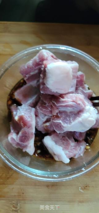 蒜香豉汁蒸排骨的做法步骤：3