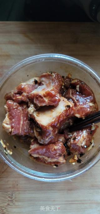 蒜香豉汁蒸排骨的做法步骤：4