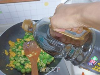 秋葵炒蛋的做法步骤：8