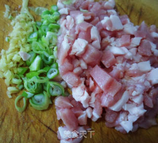 豆角猪肉饺子的做法步骤：3