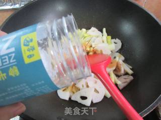 细笋炒莲藕的做法步骤：7