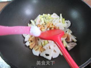 细笋炒莲藕的做法步骤：8