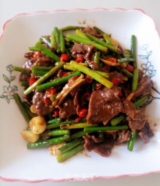 蒜苔炒牛肉的做法步骤：7