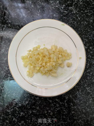 酱烧龙胆鱼的做法步骤：2
