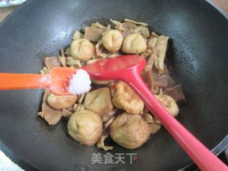 油面筋烧笋干的做法步骤：14