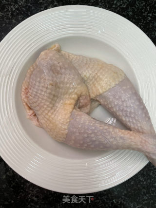 卤鸡腿的做法步骤：1