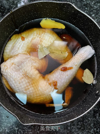 卤鸡腿的做法步骤：6