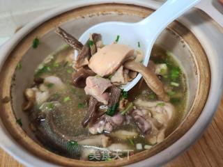 鹿茸菇炖鸡的做法步骤：13